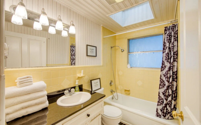 River Oaks Lookout - Unit A