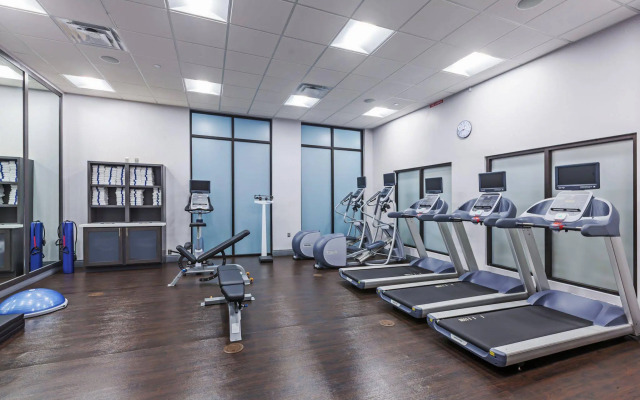 Holiday Inn Houston NE - Bush Airport Area by IHG