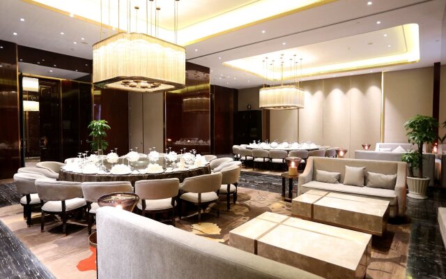 Grand Skylight International Hotel