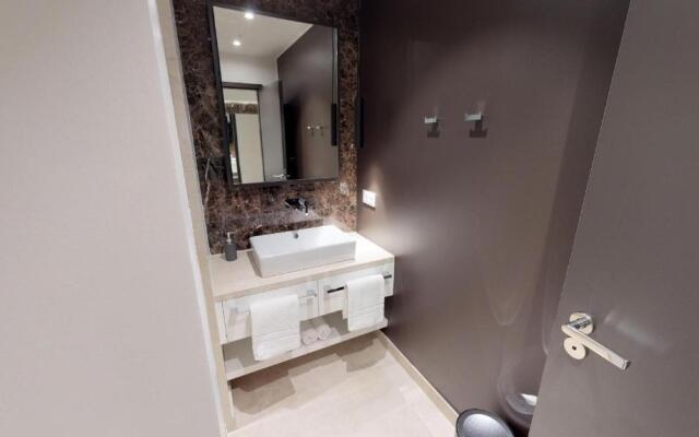 White Pearl Apartment 0.10