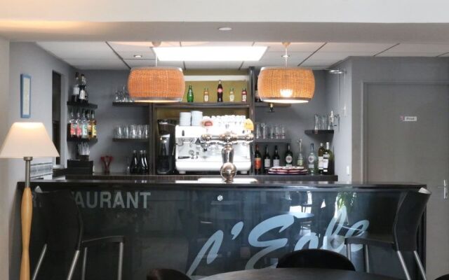 Hôtel Restaurant Clément Ader