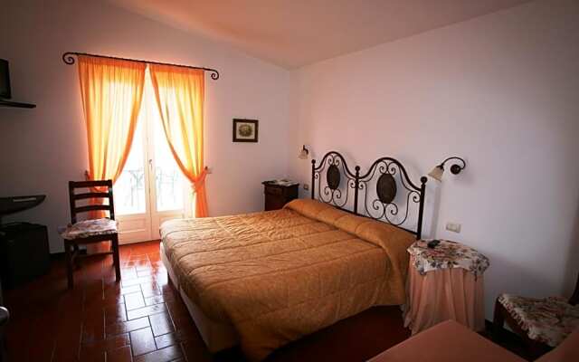 Hotel La Giada Del Mesco