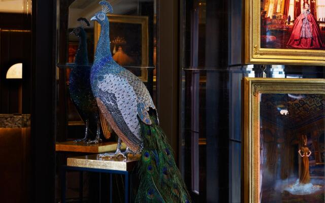 The Mayfair Townhouse – an Iconic Luxury Hotel