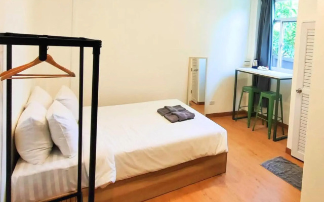 Sleepy Station - Hostel