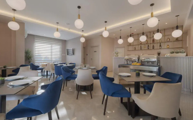 Hotel Idila