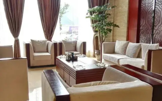 Ziyun Dongzimen Hotel