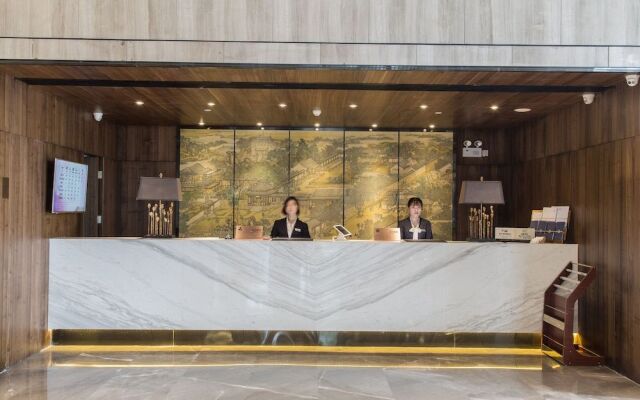Shatou Hairun Hotel