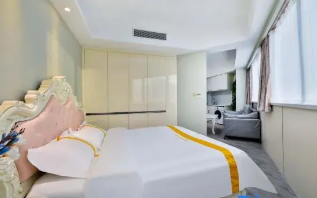 Yue Business Hotel (Dalian Zhongshan Plaza Fulihua International Apartment)