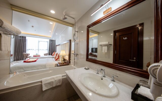 The Shine 2 Hotel & Apartment