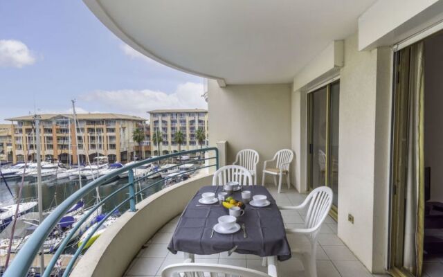 Villa LOpen Fréjus 18055