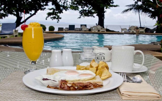 Mike's Dauin Beach Resort