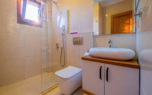 Myra Villa 1