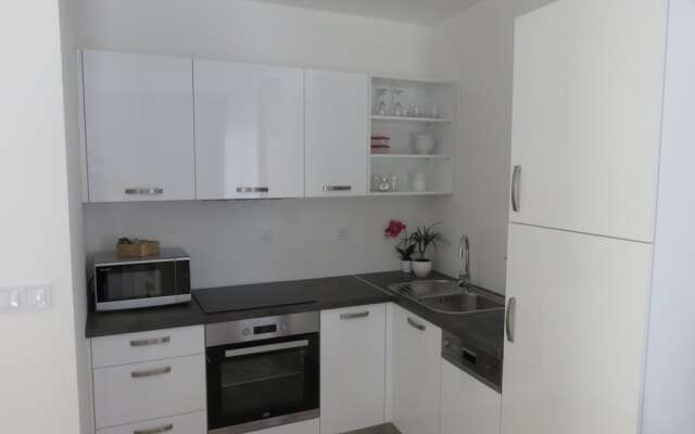 Sandy Beach Apartments