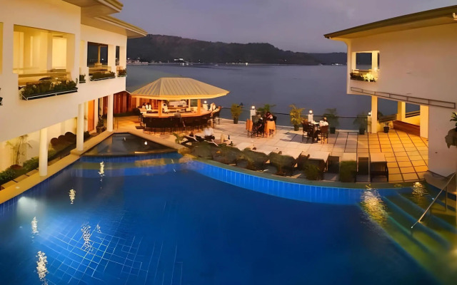 Mangrove Resort Hotel