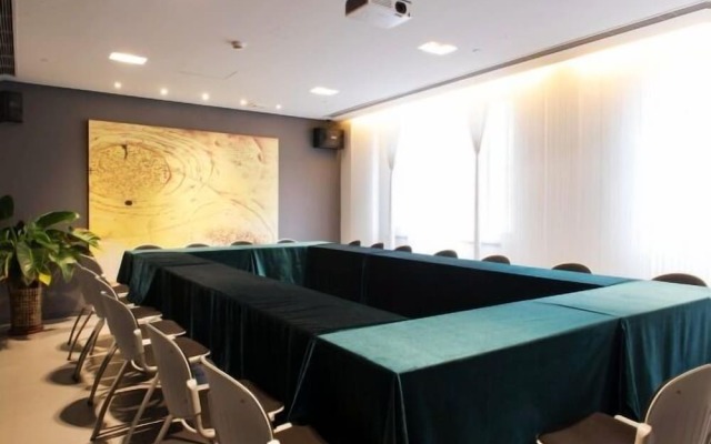 Jinjiang Inn Dalian Lianhe Road