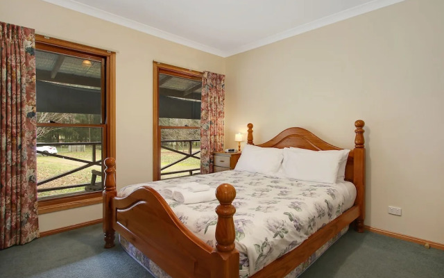 Stoney Creek - On Morses Creek Road