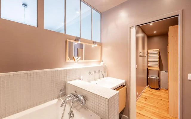 Private Apartment - Balcony - Bastille