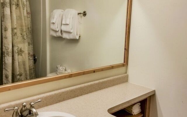 Alpenglow Vacation Rentals