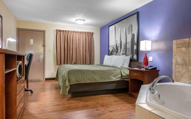 Quality Inn Columbus - East