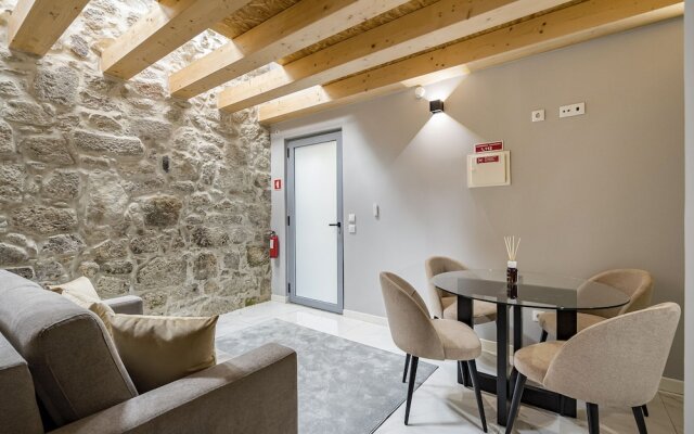 Olivia 1895 Apartments