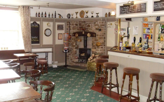 Greyhound Inn