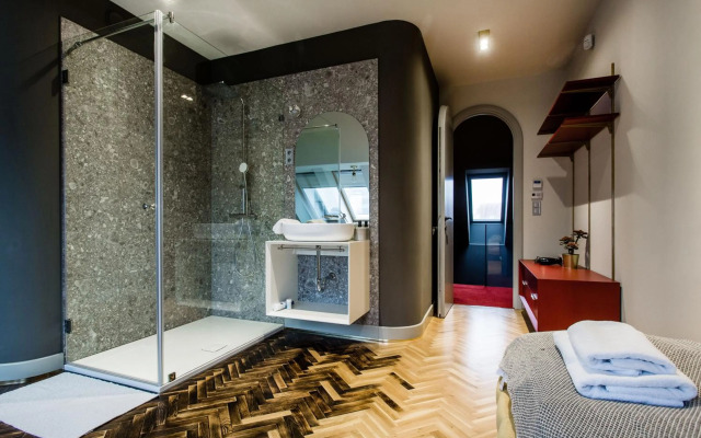 K52 luxury 4BDRM 4BTHRM apartment