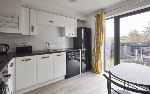 Host Stay London Avenue