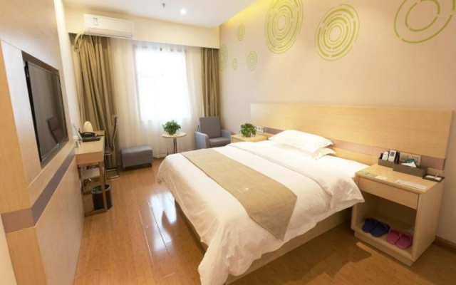 Greentree Inn Zhengzhou Fangte Green Expo Park Shangdu Road Express Hotel – Guest Rooms – Zhengzhou