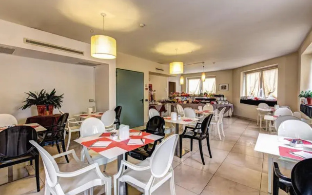 HOTEL HMR RHO Milano