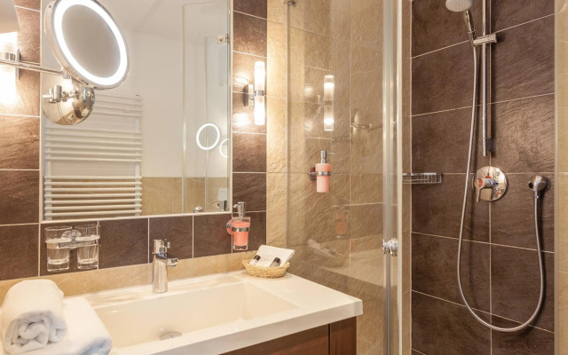 Hotel Vier Jahreszeiten Binz - Adults Only
