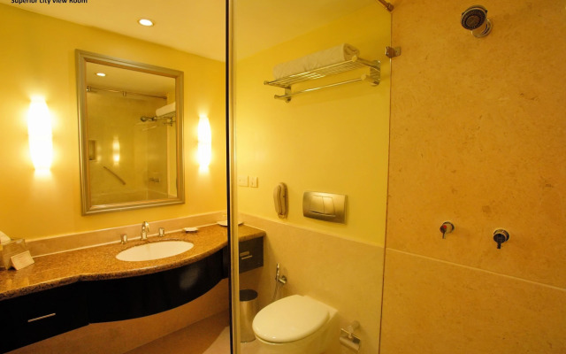 Vivanta Ernakulam, Marine Drive