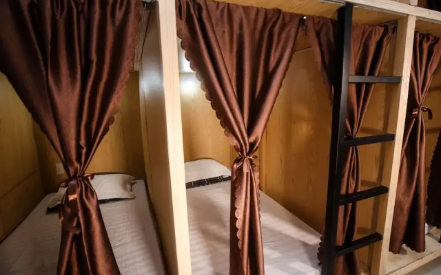 Sleep Box - Di Ngau Homestay Hue