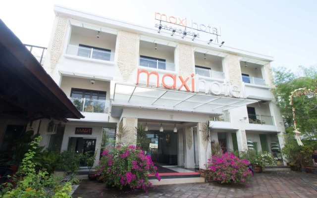 Maxi Hotel Kedonganan