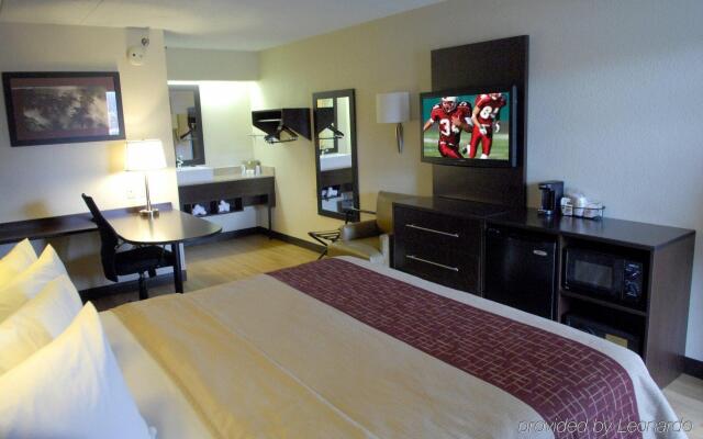 Red Roof Inn PLUS+ Secaucus - Meadowlands - NYC