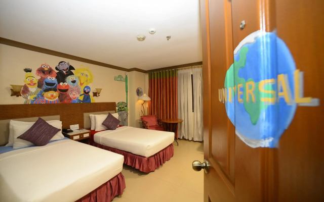 Golden Pine Hotel