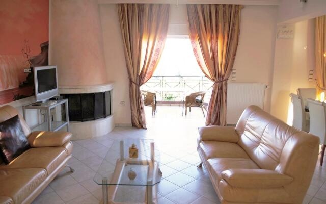 Schinias Bright Spacious Maisonette-panoramic View
