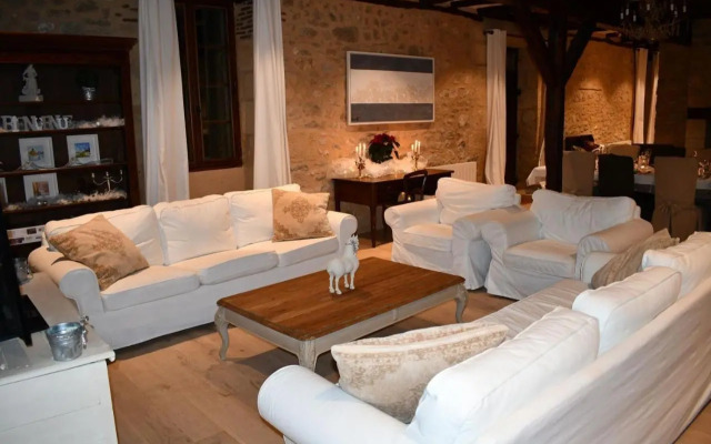 Moon River Grande Maison