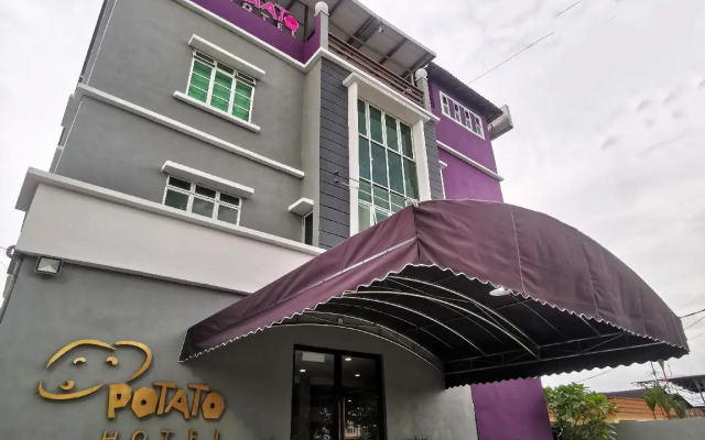 Potato Hotel