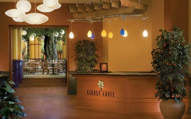 Walt Disney World Swan