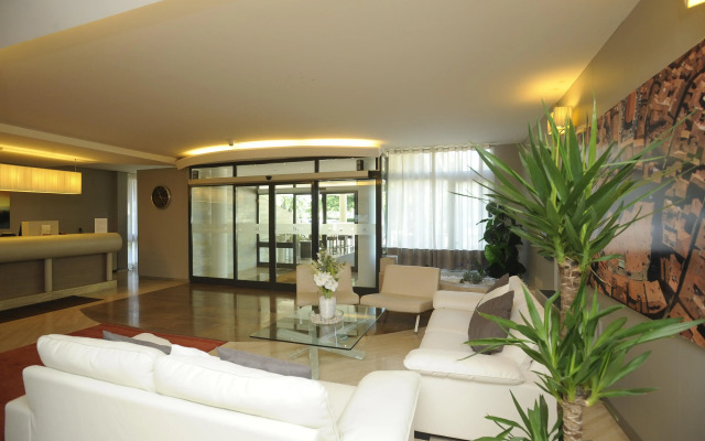 Hotel Executive