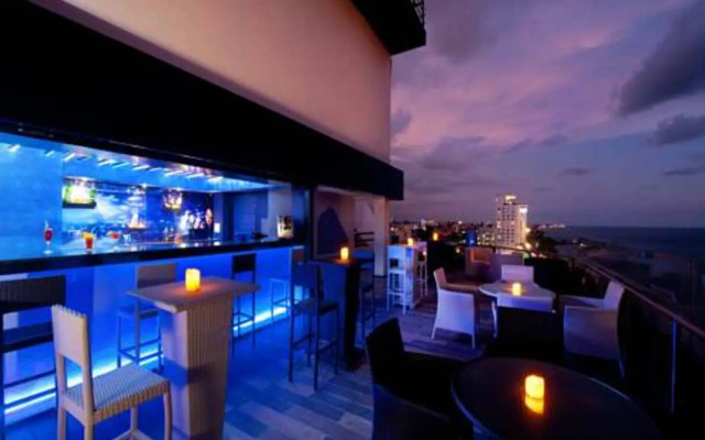 The Ocean Colombo