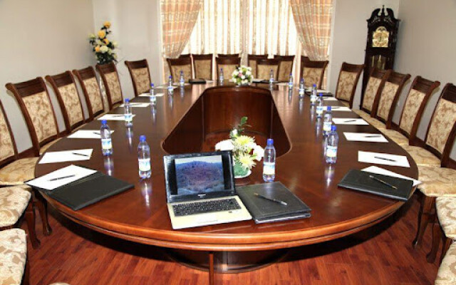 Silk Road Termiz Hotel