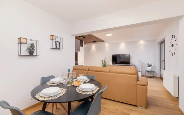 Apartment Chopina Kraków by Renters