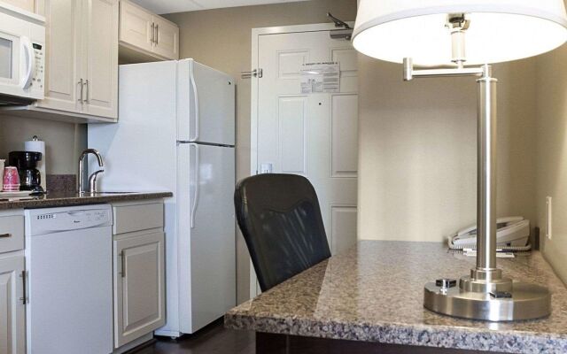 MainStay Suites Bismarck