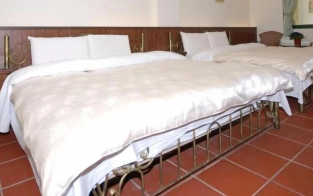 After Hill Greenhouse Resort