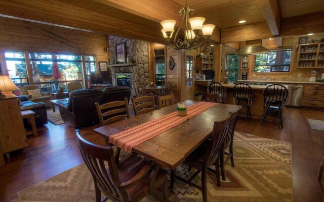 Smokey Joes by Lake Tahoe Accommodations