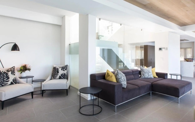 62 Camps Bay