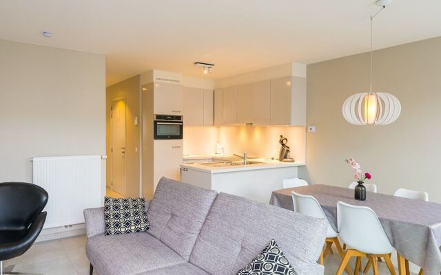 Bright Apartment With Terrace