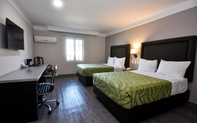 Plaza Camelinas Hotel