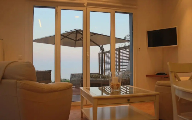 The Infinity 180 Luxury Suites - Adults Only